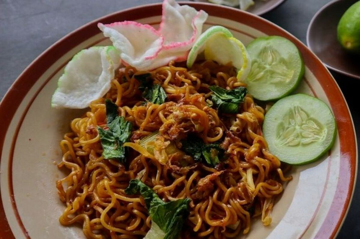 Beberapa pilihan resep mie goreng yang unik dan enak dijamin cocok dicoba sebagai variasi menu harian karena tidak membosankan.