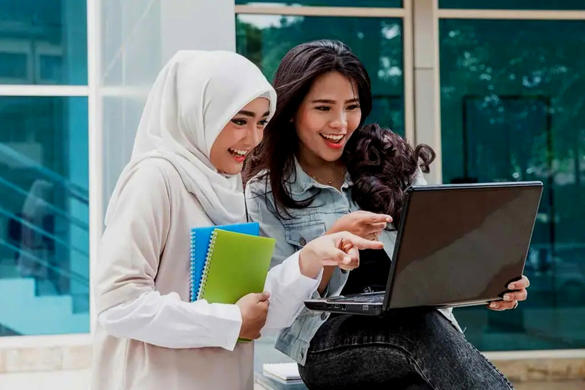 7 tips untuk menghadapi TOEFL guna membantu Anda secara strategis mempersiapkan diri dan memaksimalkan peluang Anda untuk meraih skor tinggi