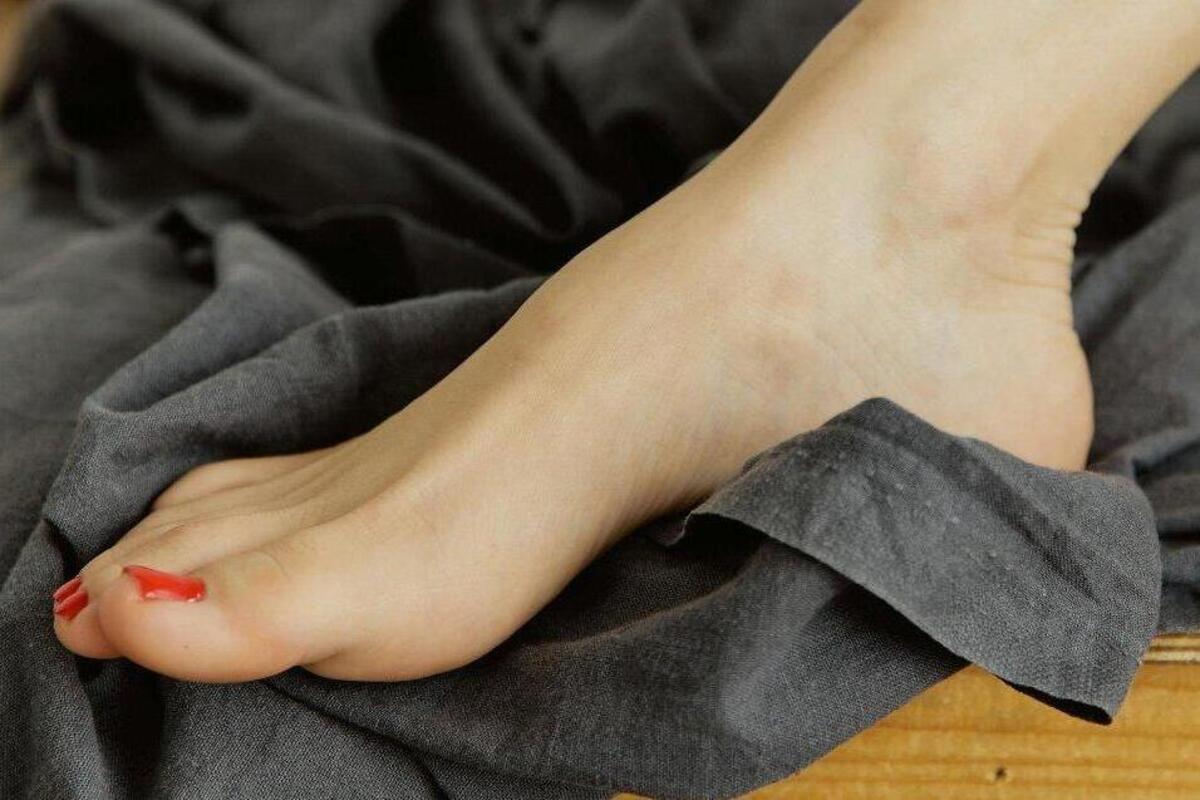 Artikel kali ini sangat penting karena membahas mengenai beberapa rekomendasi latihan sederhana untuk kaki agar selalu sehat.