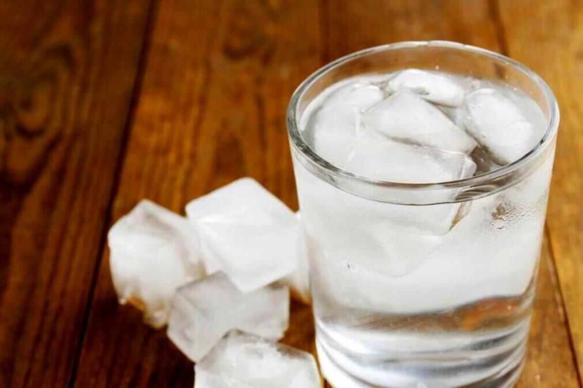 Artikel ini membahas mengenai tujuh bahaya minum air dingin langsung setelah makan yang perlu Anda waspadai.
