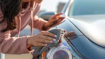 Artikel yang membahas mengenai beberapa perawatan mobil penting yang harus dipahami terutama untuk pengendara pemula.