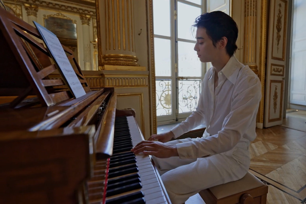 Artikel ini membahas mengenai beberapa tips latihan piano yang terbukti ampuh lengkap dengan kesalahan yang harus dihindari.
