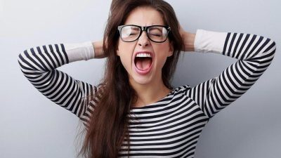 Artikel kali ini sangat penting untuk kita pelajari karena membahas mengenai cara untuk kendalikan amarah sebelum ia mengendalikan Anda.