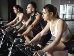 Artikel kali ini membahas mengenai beberapa tips dan cara untuk menyegarkan diri setelah olahraga tanpa mandi sebelum pulang kerumah.