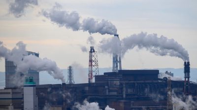 Artikel kali ini membahas mengenai beberapa dampak polusi udara yang paling berbahaya bagi kesehatan kita semua.