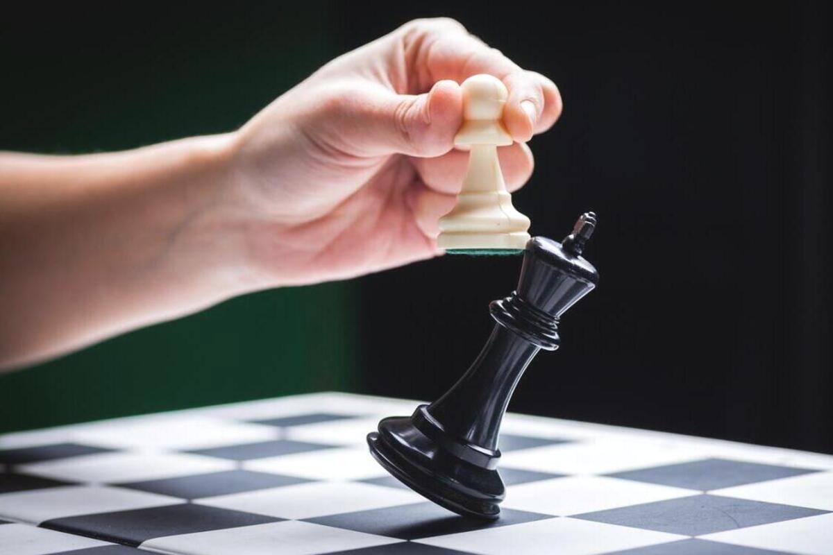 Artikel kali ini sangat menarik karena membahas mengenai beberapa manfaat bermain catur yang sangat baik untuk tubuh, otak, dan mental.