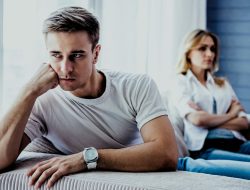 Artikel kali ini membahas mengenai beberapa tanda-tanda silent treatment dalam sebuah hubungan baik percintaan maupun persahabatan.