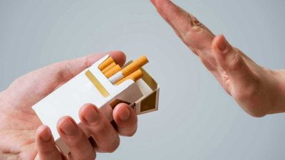 Beberapa tips berhenti merokok yang akan membantu Anda melawan keinginan untuk merokok dan serta gejala putus nikotin untuk selamanya.