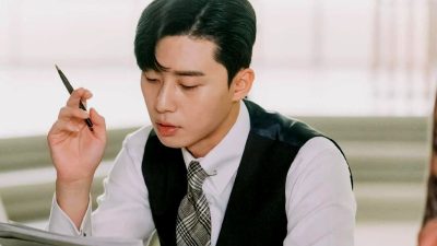 Artikel ini membahas mengenai beberapa tugas dan tanggung bawab CEO dalam sebuah bisnis yang sangat penting dan harus dipahami.