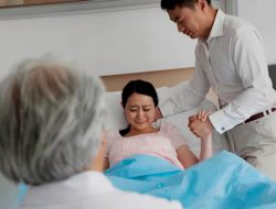 Artikel kali ini sangat penting untuk para ibu hamil karena membahas tentang beberapa tips agar siap melahirkan untuk pertama kalinya.