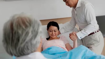 Artikel kali ini sangat penting untuk para ibu hamil karena membahas tentang beberapa tips agar siap melahirkan untuk pertama kalinya.