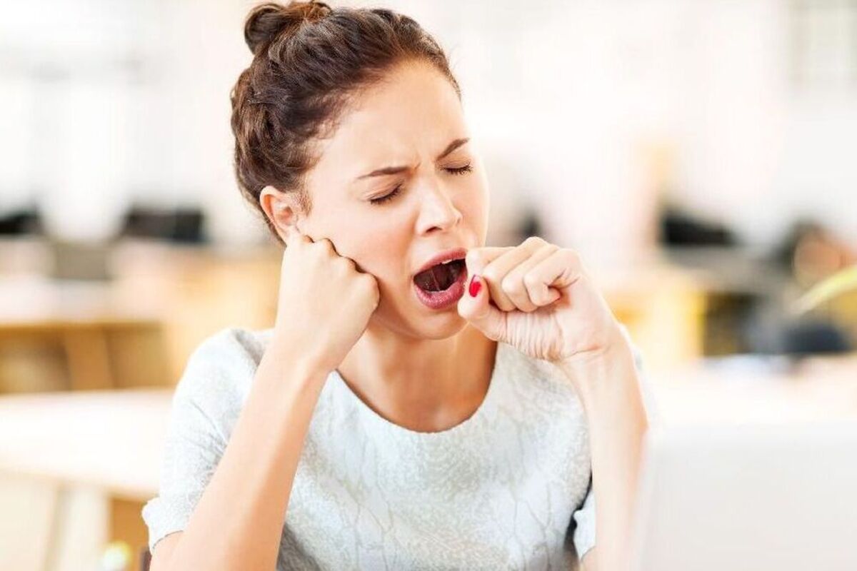 Pembahasan tentang beberapa tips efektif atasi kantuk yang dapat membantu Anda tetap waspada dan berenergi di siang hari.