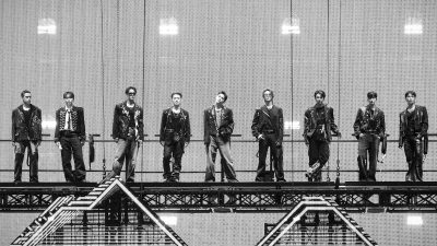 Seutas kisah perjalanan SEVENTEEN yang berhasil kembali perpanjang kontrak Bersama Pledis Entertainment dengan anggota lengkap yaitu 13 orang.