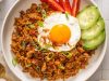 Artikel kali ini membahas mengenai beberapa trik rahasia membuat nasi goreng dijamin lezat yang jarang diketahui.