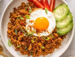 Artikel kali ini membahas mengenai beberapa trik rahasia membuat nasi goreng dijamin lezat yang jarang diketahui.