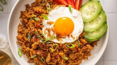 Artikel kali ini membahas mengenai beberapa trik rahasia membuat nasi goreng dijamin lezat yang jarang diketahui.